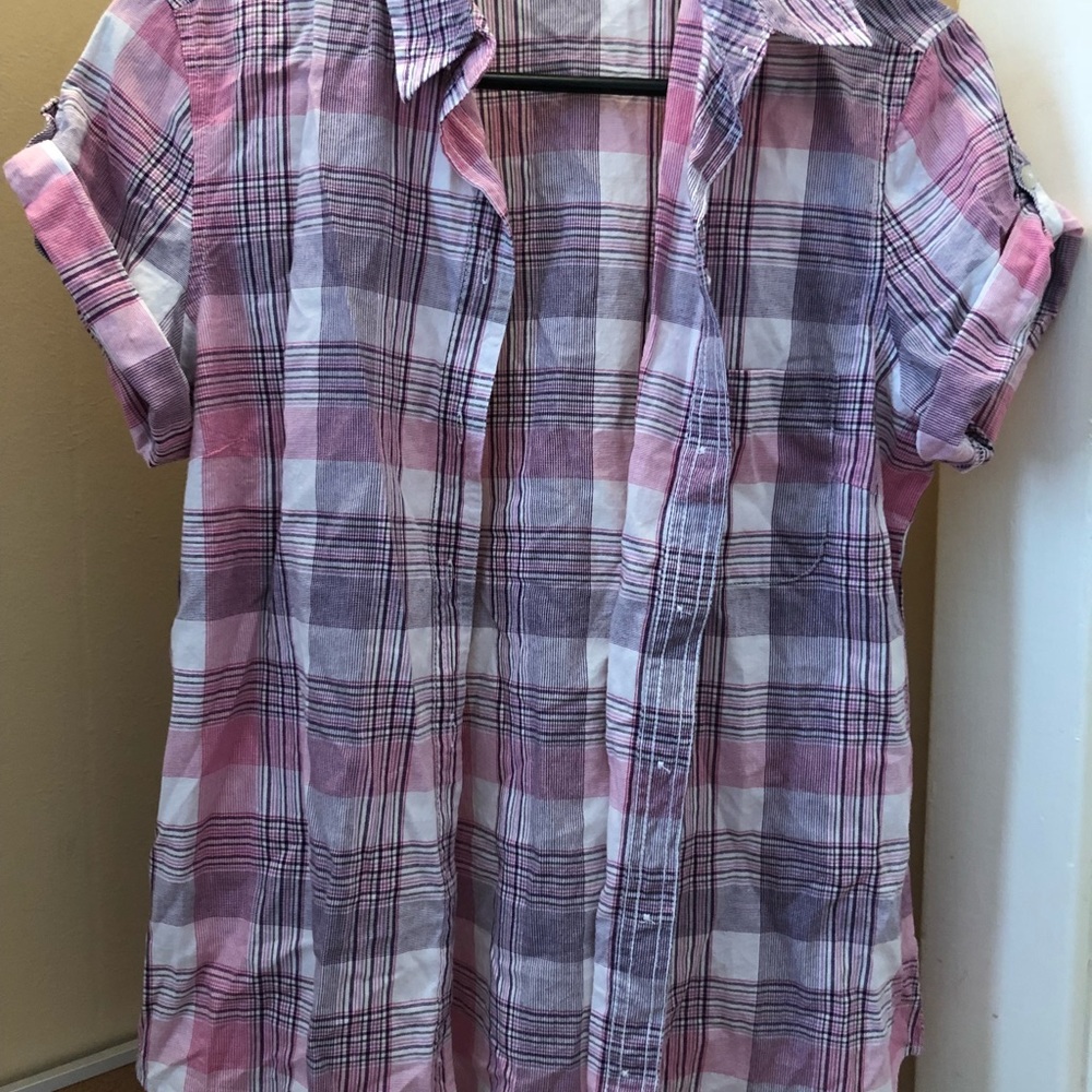 Button up shirt.
